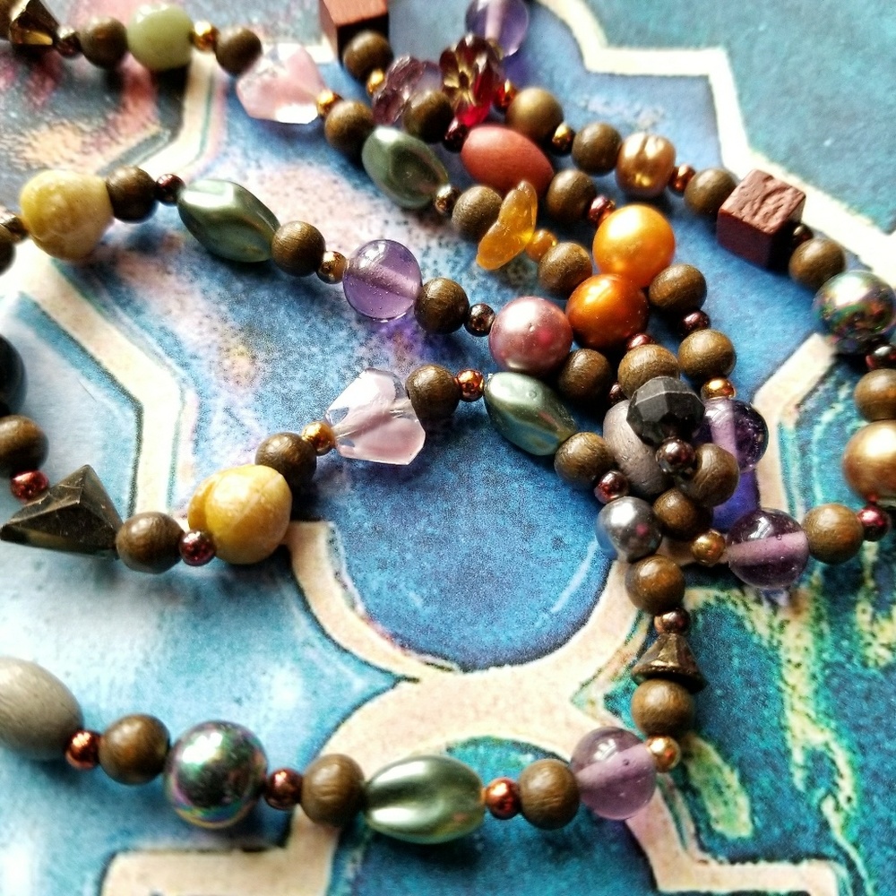 Vintage necklace earthy boho bead necklace wood gem